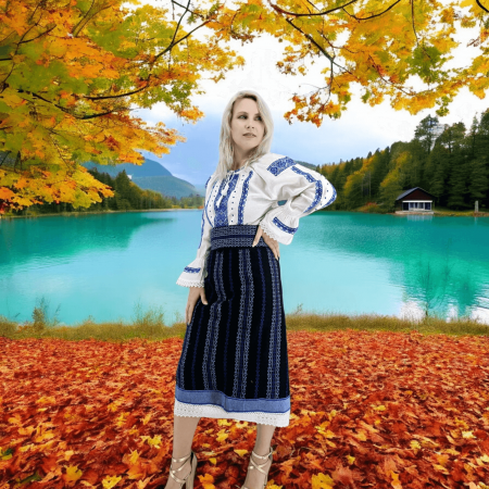 Costume populare - Set traditional format din catrinta , brau si ie - Hera 6