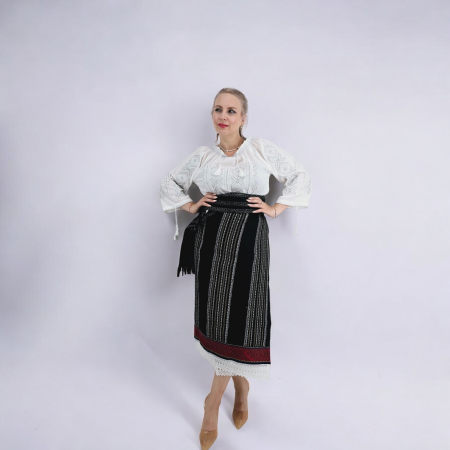 Set traditional format din catrinta si brau Ariel 3 [1]