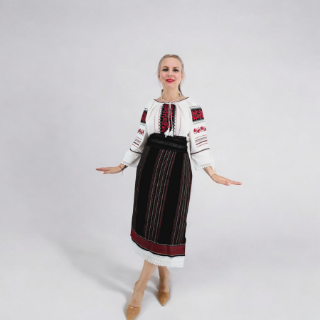 Costume populare - Set traditional format din catrinta si brau Ariel 2