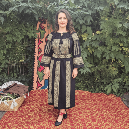 Femei - Set traditional format din ie , fusta 94