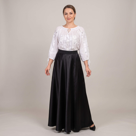 Costume populare - Set traditional format din ie, fusta si brau 132