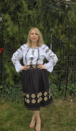 Елегантен комплект: Блуза и пола 23 [1]