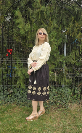 Set traditional format din ie si fusta 25 [2]