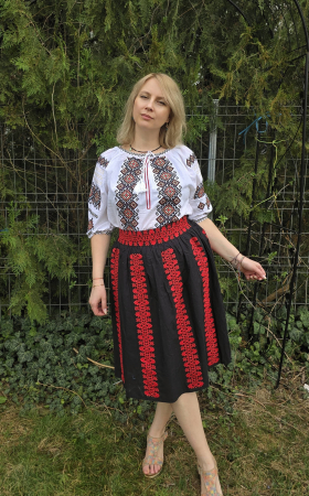 Set traditional format din ie si fusta 28 [3]