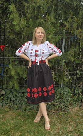 Елегантен комплект: Блуза и пола 29 [2]