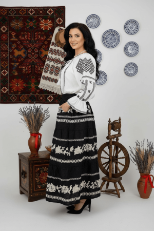 Елегантен комплект: Блуза и пола 36 [1]