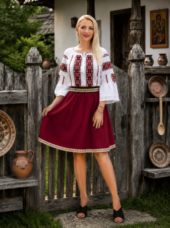Жени - Елегантен комплект: Блуза и пола 47