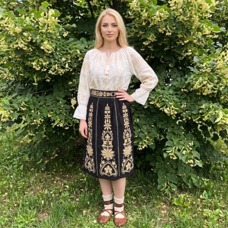 Costume populare - Set traditional format din ie si fusta 65