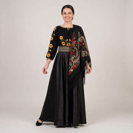Set traditional format din ie traditionala, fusta saten si brau brodat 153 [1]