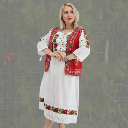 Femei - Set traditional format din ie, fusta si brau 144