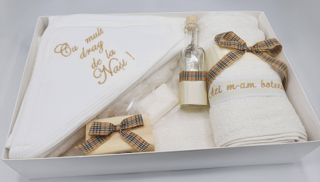 Botez cu Traditie - Trusou Botez Brodat - Motive Traditionale 36