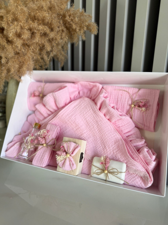 Комплекти за кръщене - Комплект за кръщене, състоящ се от 8 муселиновни парчета - различни цветове