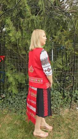 Традиционен жилет от плат Драга [2]