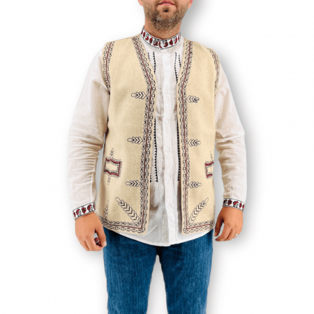 Vesta barbateasca traditionala [3]