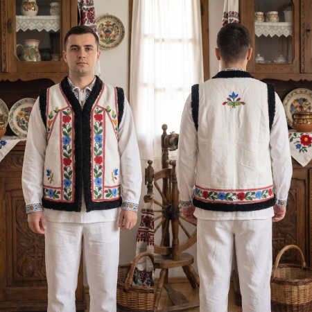 Barbati - Vesta traditionala Valentin 2