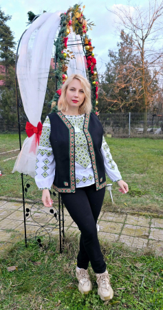 Дамски елеци - Веста Валерика 19