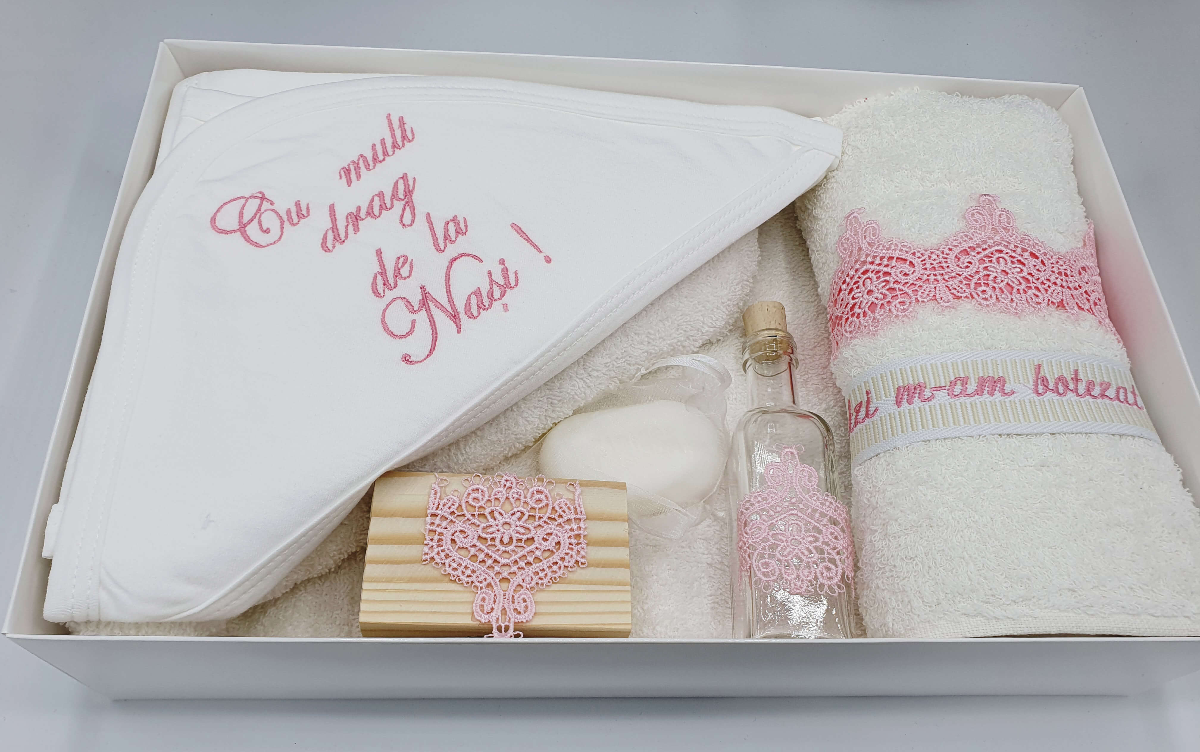 Botez cu Traditie - Trusou Botez Brodat - Motive Traditionale 44