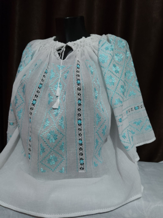 Ii traditionale - Ie brodata manual pe panza topita