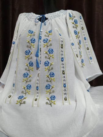 Ii traditionale cu maneca scurta - Ie cusuta manual pe panza topita