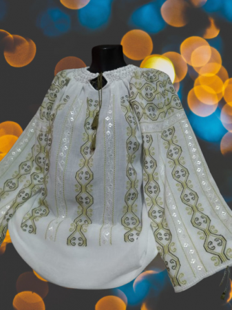 Ii traditionale - Ie cusuta manual pe panza topita