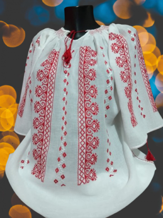 Ii traditionale - Ie cusuta manual pe panza topita