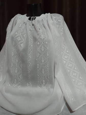 Ii traditionale cu maneca lunga - Ie traditionala brodata manual