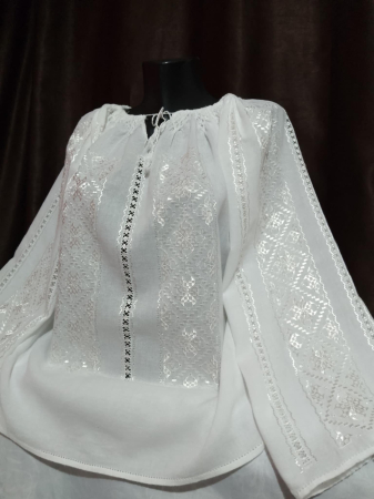 Ii traditionale cu maneca lunga - Ie traditionala brodata manual