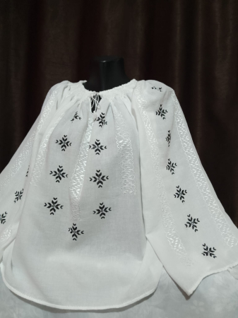 Ii traditionale - Ie traditionala brodata manual