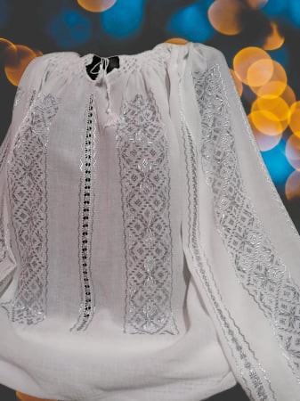 Ii traditionale - Ie traditionala brodata manual