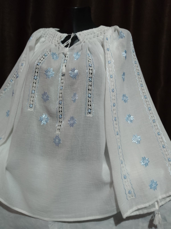 Ii traditionale cu maneca lunga - Ie traditionala brodata manual cu matase