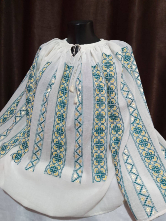 Modele in stoc - Ie traditionala brodata manual cu matase pe panza topita,Marime XL