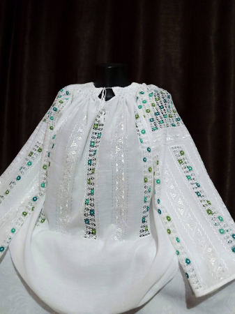 Modele in stoc - Ie traditionala brodata manual model Bumbi