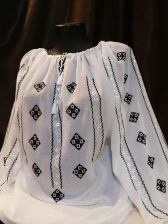 Ii traditionale - Ie traditionala brodata manual pe panza topita