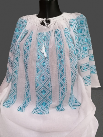 Ii traditionale cu maneca scurta - Ie traditionala brodata manual pe panza topita