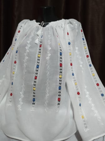 Ii traditionale cu maneca lunga - Ie traditionala cusuta manual pe panza topita