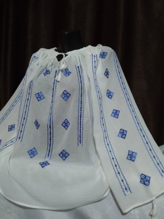 Ii traditionale cu maneca lunga - Ie traditionala cusuta manual pe panza topita