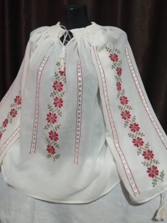 Ii traditionale cu maneca lunga - Ie traditionala cusuta manual pe panza topita