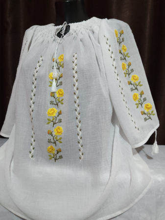 Ii traditionale cu maneca scurta - Ie traditionala cusuta manual pe panza topita