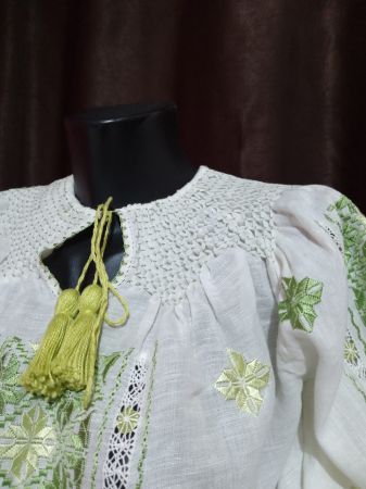 Tunica brodata manual cu matase pe panza topita premium(amestec in si bumbac) [2]