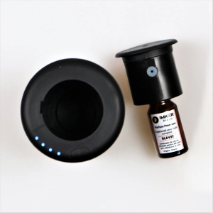 Aparat de odorizare profesional IMKER AromaLUX XS02.AC - cu acumulator (parfum inclus) odorizant auto, odorizant de camera, odorizant birou, difuzor aromaterapie [15]