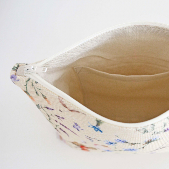 Necessaire galben cu motive botanice Irina Neacsu inbagaj [2]