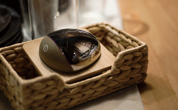 Dispozitiv masaj pentru scalp incarcare wireless - cu baza  [2]