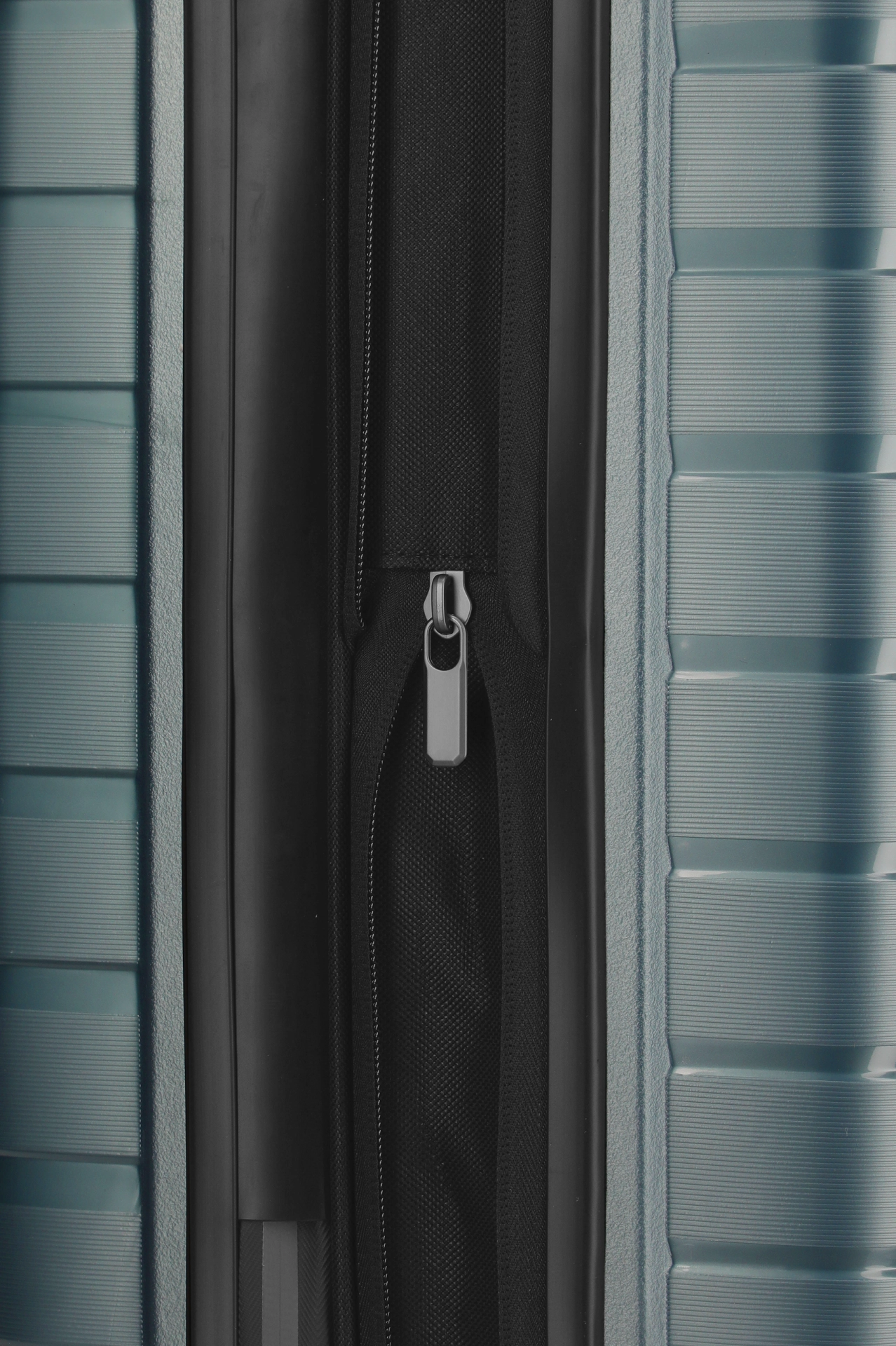 SET Trolere Travelite AIR BASE 4 roti duble S, M, L [21]