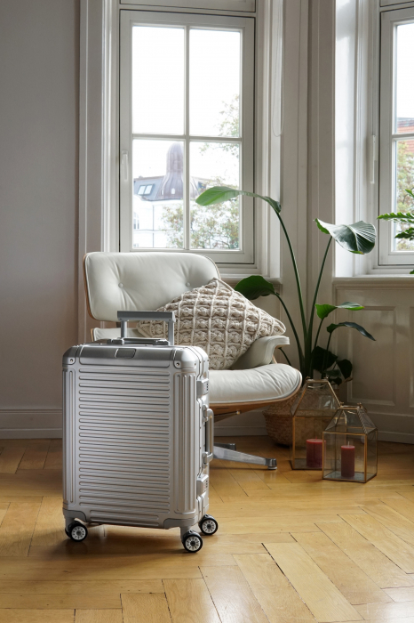 Troler de cabina(S) Travelite NEXT 55x39x22 cm, Aluminiu [11]