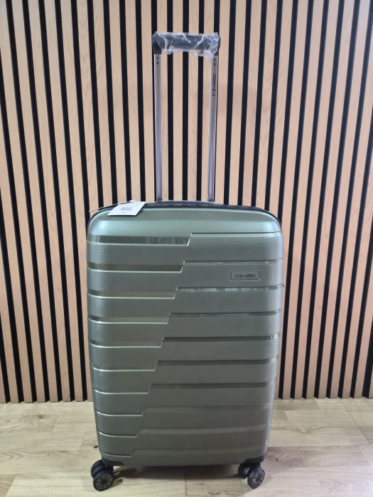 Troler de cala mediu(M) travelite AIR BASE 4 roti spinner 67 x 45 x 27 cm ,verde - RESIGILAT [11]