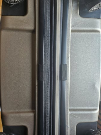 Troler de cala mediu(M) travelite AIR BASE 4 roti spinner 67 x 45 x 27 cm - RESIGILAT [12]