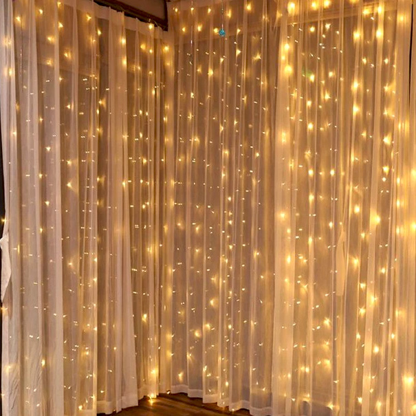 Instalație de Crăciun, perdea luminoasă 3 x 6 metri, fir gros, pentru fațade, diverse culori [2]