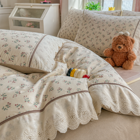 Lenjerii 100% Bumbac - Lenjerie de pat bumbac 100%, 4 piese, floral crem, BCP408