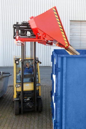 Container basculant stivuitor cu 3 directii de inclinare 3S 300 [5]