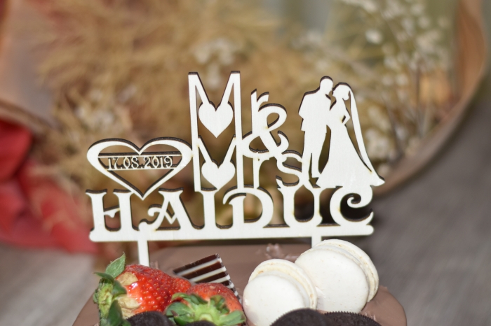 Topper Tort Personalizat MR&MRS TC37 [2]